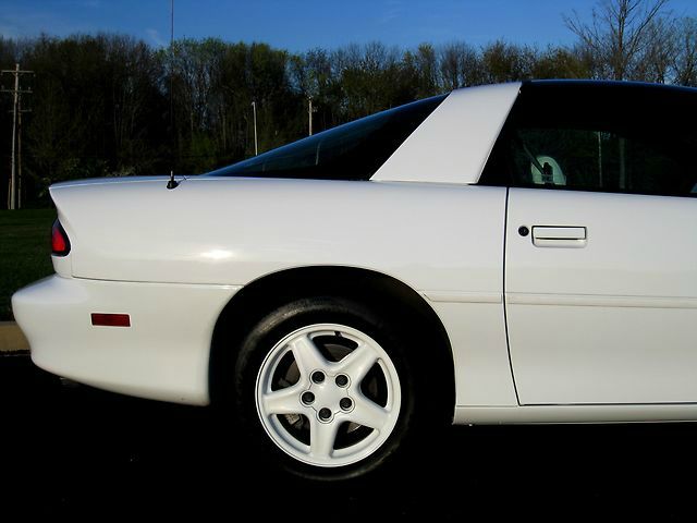 Chevrolet Camaro 1997 photo 60