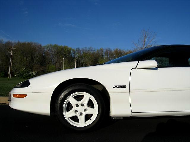 Chevrolet Camaro 1997 photo 65