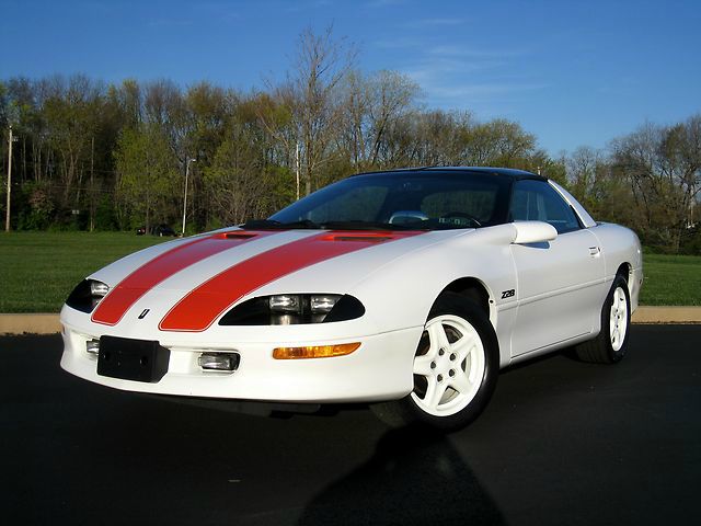 Chevrolet Camaro 1997 photo 75