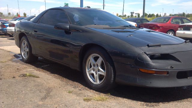 Chevrolet Camaro 1997 photo 2