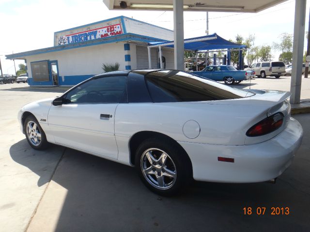 Chevrolet Camaro 1997 photo 1
