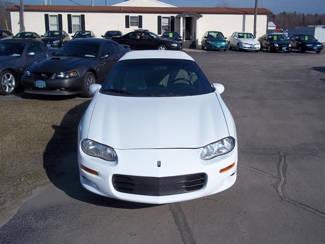 Chevrolet Camaro 1999 photo 3