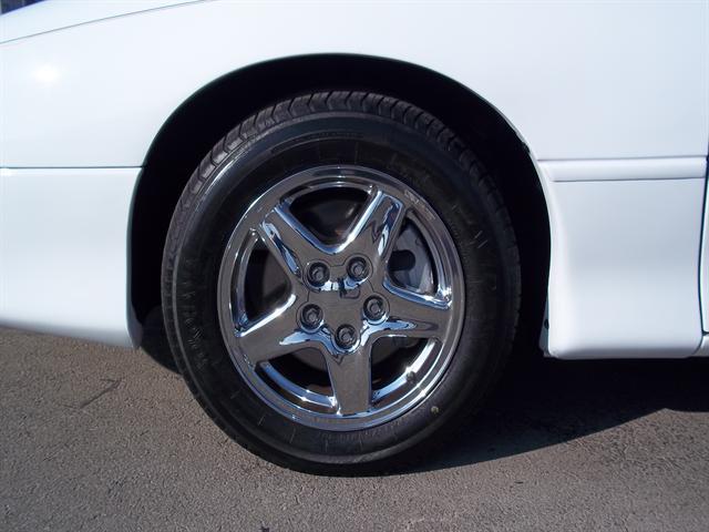 Chevrolet Camaro 1999 photo 4