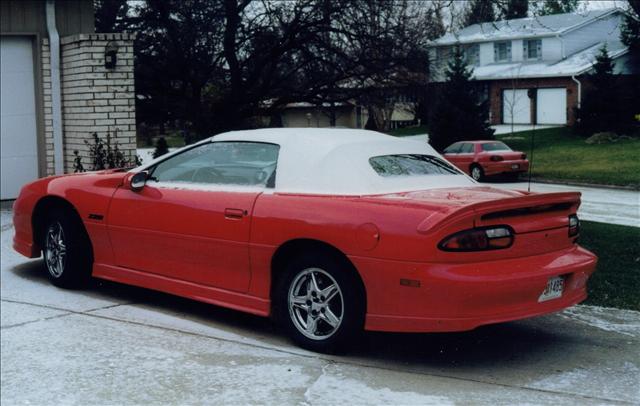Chevrolet Camaro 1999 photo 1