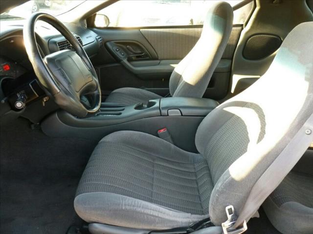 Chevrolet Camaro 1999 photo 1