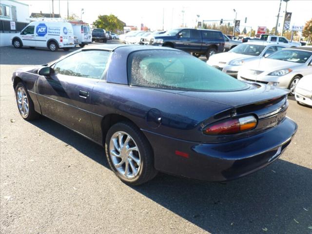 Chevrolet Camaro 1999 photo 2