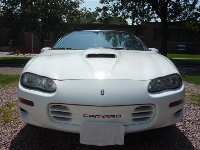 Chevrolet Camaro 2000 photo 1