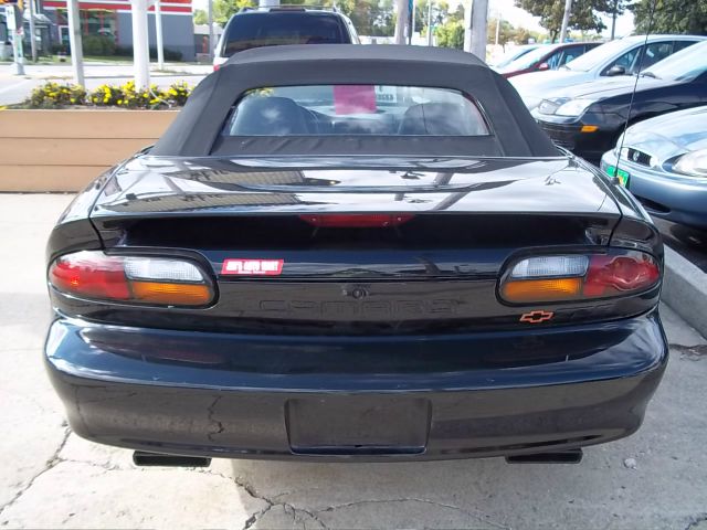 Chevrolet Camaro 2000 photo 1