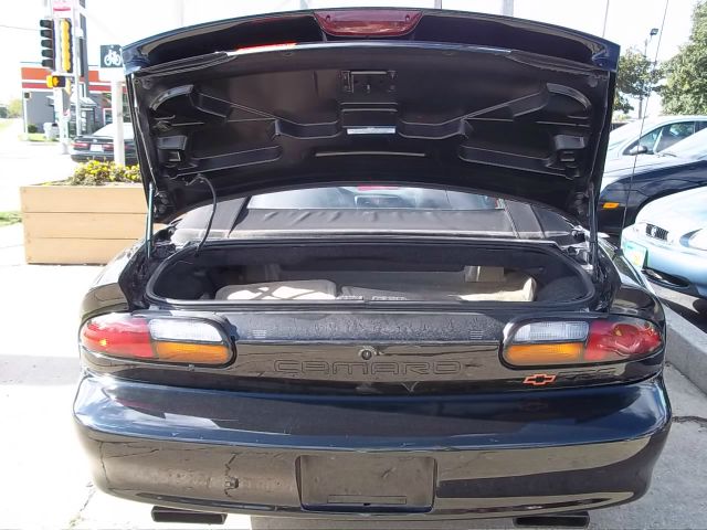 Chevrolet Camaro 2000 photo 3