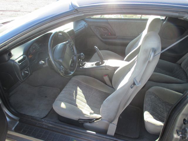 Chevrolet Camaro 2001 photo 4