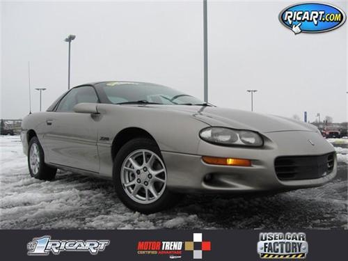 Chevrolet Camaro 2001 photo 2