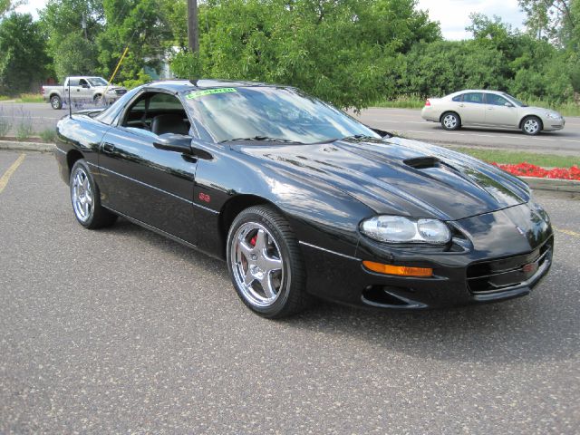 Chevrolet Camaro 2001 photo 3