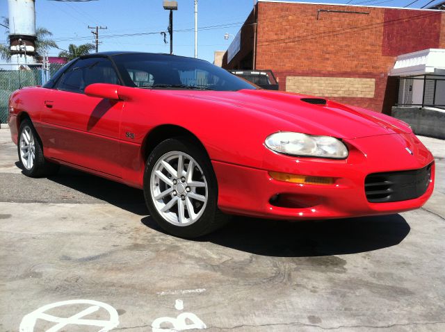 Chevrolet Camaro 2001 photo 4