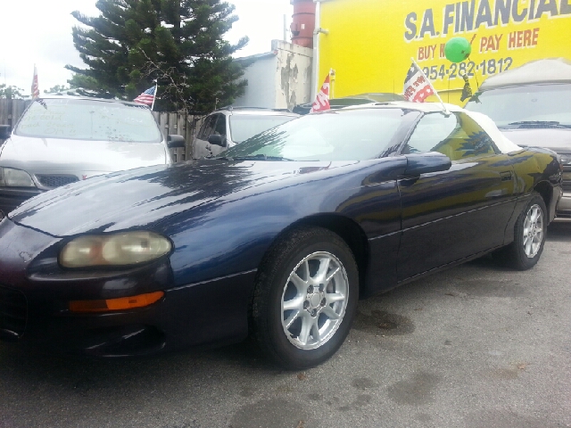 Chevrolet Camaro 2001 photo 3