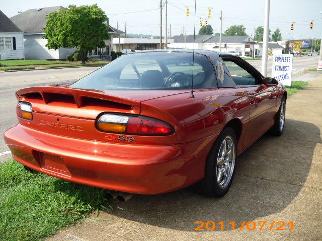 Chevrolet Camaro 2001 photo 3