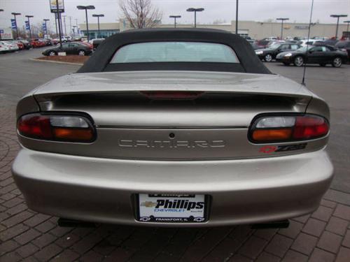 Chevrolet Camaro 2001 photo 2