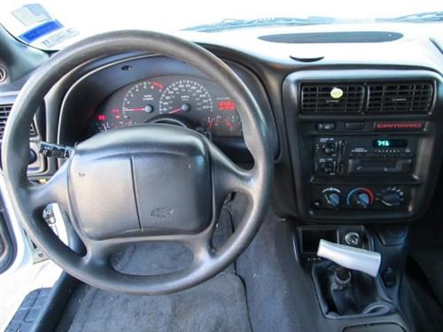 Chevrolet Camaro 2001 photo 2