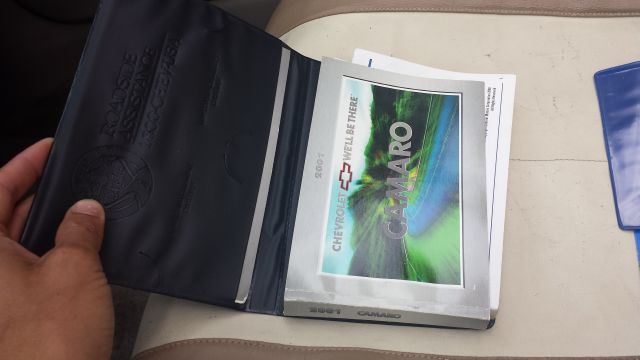 Chevrolet Camaro 2001 photo 12