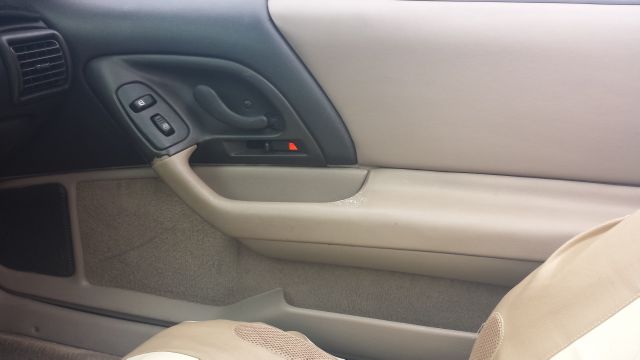 Chevrolet Camaro 2001 photo 16