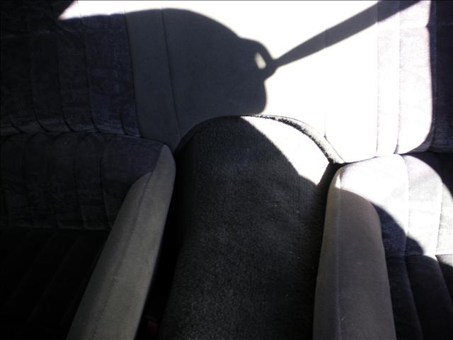 Chevrolet Camaro 2001 photo 2