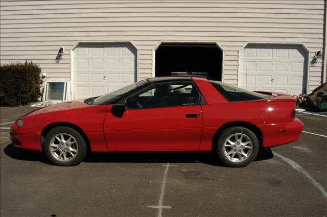 Chevrolet Camaro 2002 photo 1