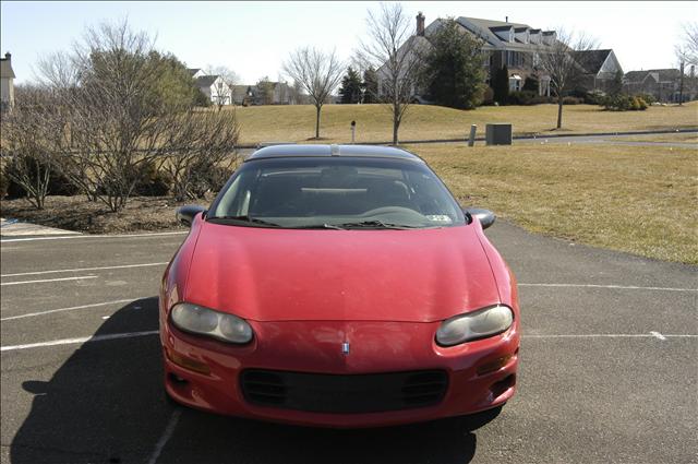 Chevrolet Camaro 2002 photo 2