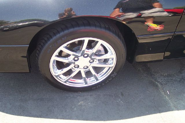 Chevrolet Camaro 2002 photo 4