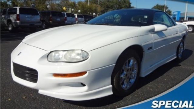 Chevrolet Camaro 2002 photo 3