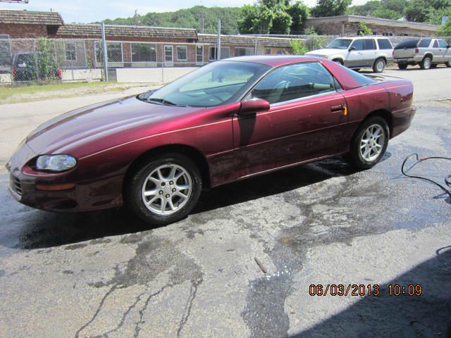 Chevrolet Camaro 2002 photo 2