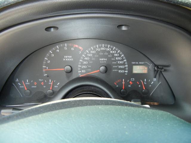 Chevrolet Camaro 2002 photo 3