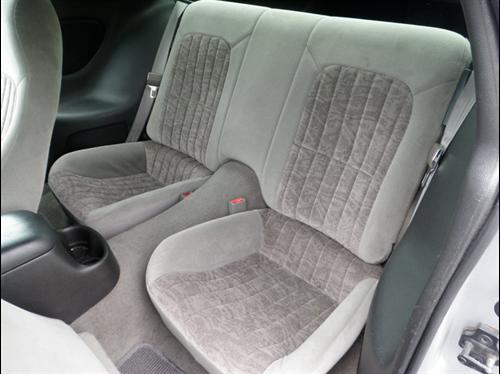 Chevrolet Camaro 2002 photo 2