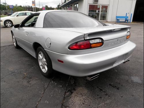 Chevrolet Camaro 2002 photo 4