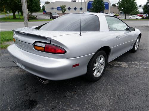 Chevrolet Camaro 2002 photo 5