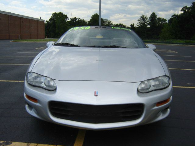 Chevrolet Camaro 2002 photo 4