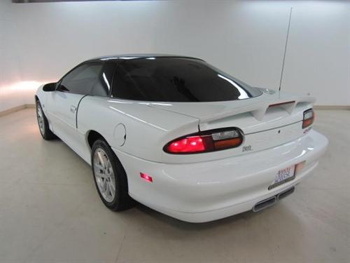 Chevrolet Camaro 2002 photo 4