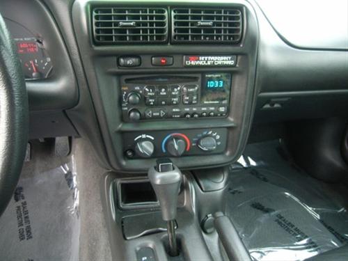 Chevrolet Camaro 2002 photo 2