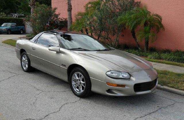 Chevrolet Camaro 2002 photo 1