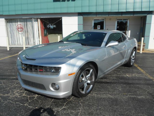 Chevrolet Camaro 2010 photo 2