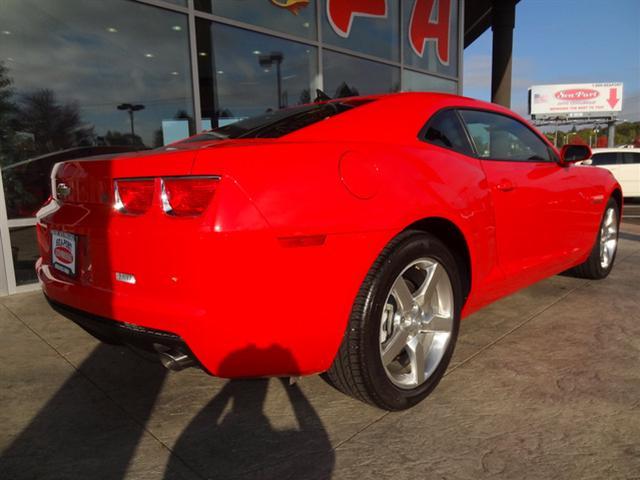 Chevrolet Camaro 2010 photo 3