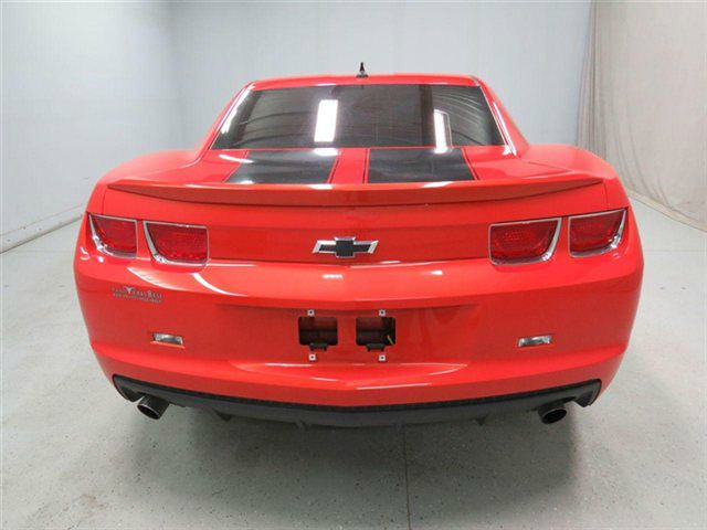 Chevrolet Camaro 2010 photo 14