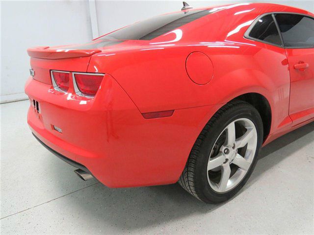 Chevrolet Camaro 2010 photo 2