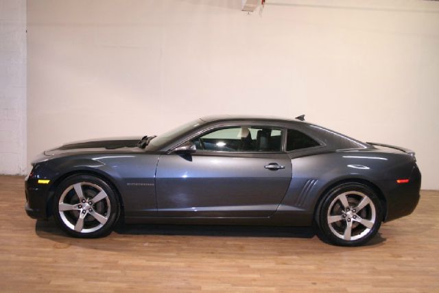 Chevrolet Camaro 2010 photo 4