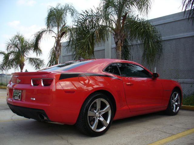 Chevrolet Camaro 2010 photo 2