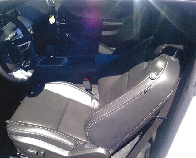 Chevrolet Camaro 2010 photo 3