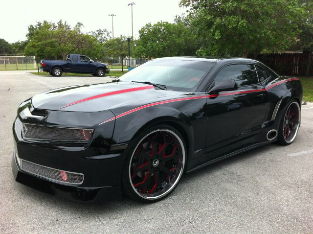 Chevrolet Camaro 2010 photo 24