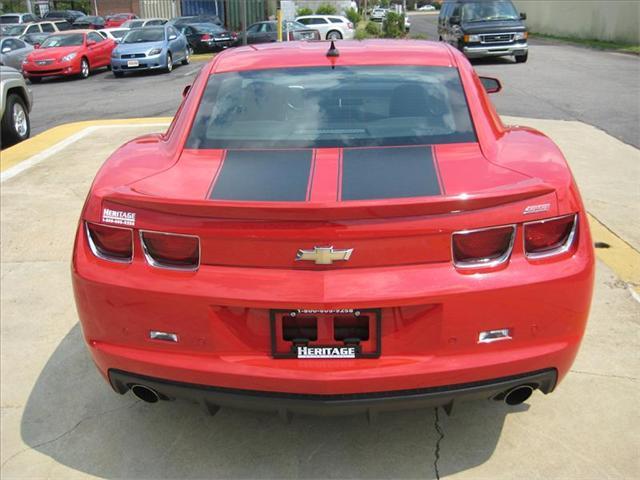 Chevrolet Camaro 2010 photo 4