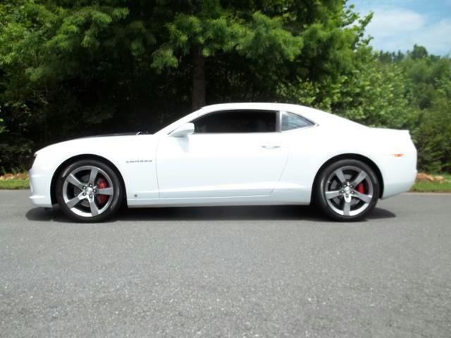 Chevrolet Camaro 2010 photo 2