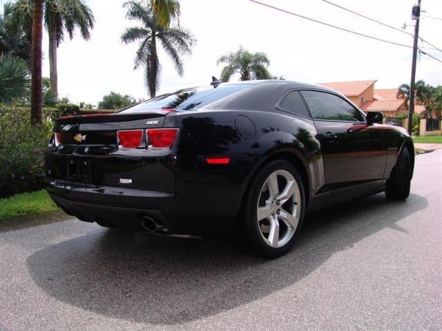 Chevrolet Camaro 2010 photo 2