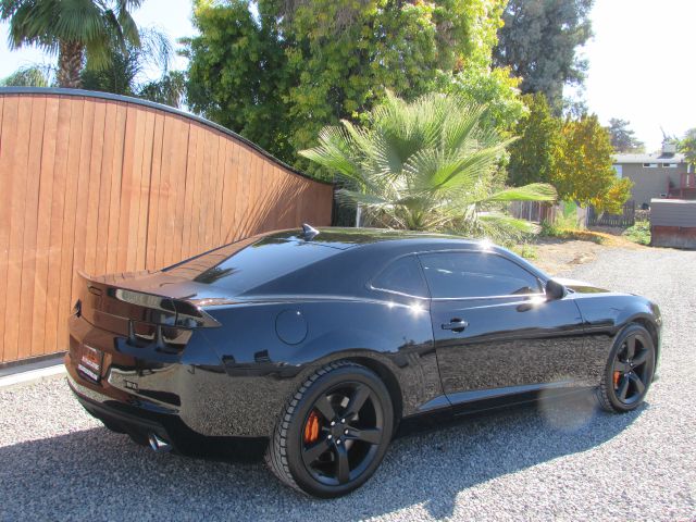 Chevrolet Camaro 2010 photo 3