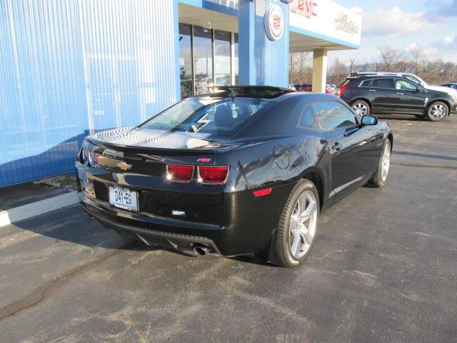 Chevrolet Camaro 2010 photo 1